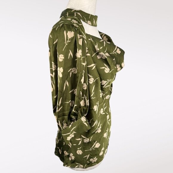 Astr Green Floral Blouse - Picture 7 of 11